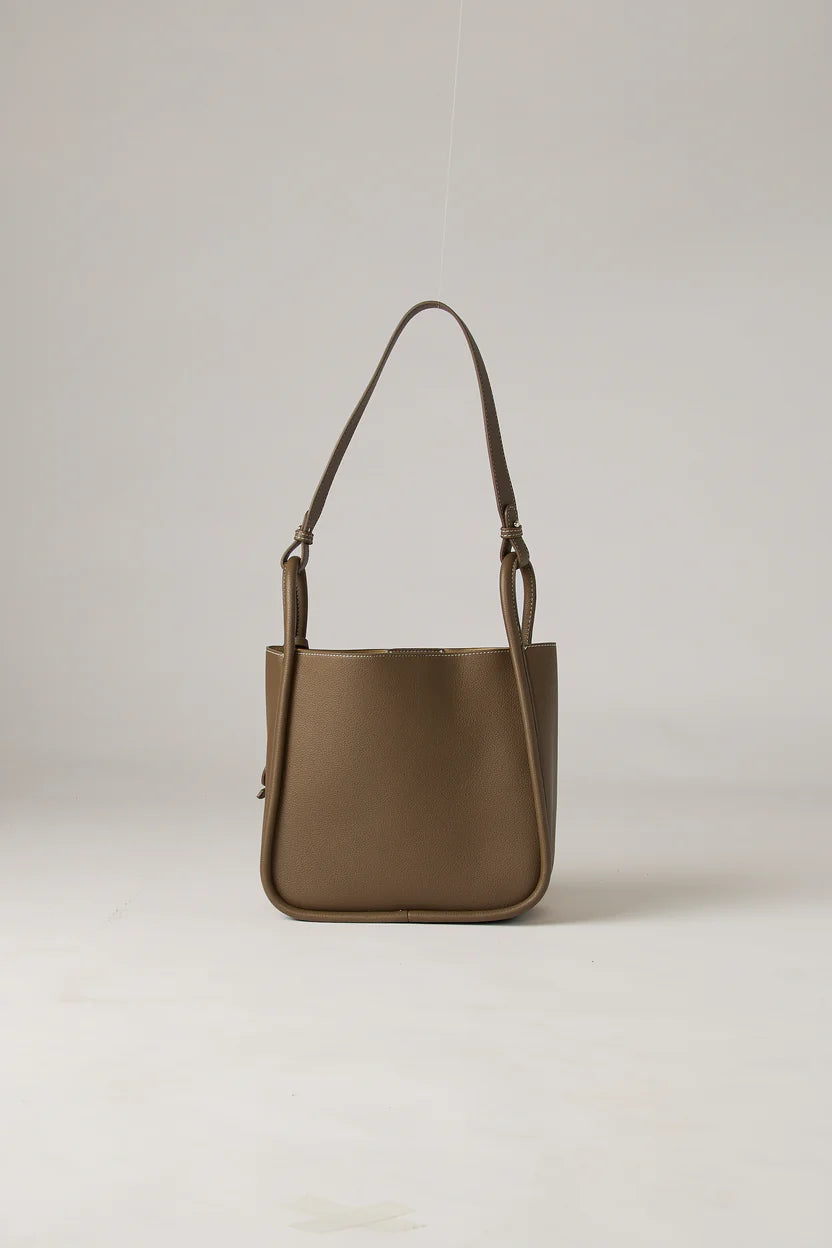 MOMENTUM JOURNEY PU (MEDIUM)